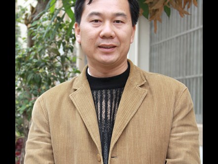 [学习贯彻党代会精神] 覃锦坤：突出技能实践　瞄准就业岗位