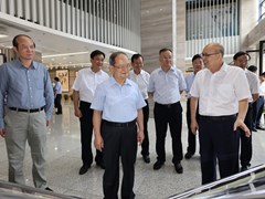 自治区党委书记鹿心社到m88明昇调研 强调要围绕学校办学目标，打好“两张牌”，在促进广西文化艺术传承与发展中发挥更大作用